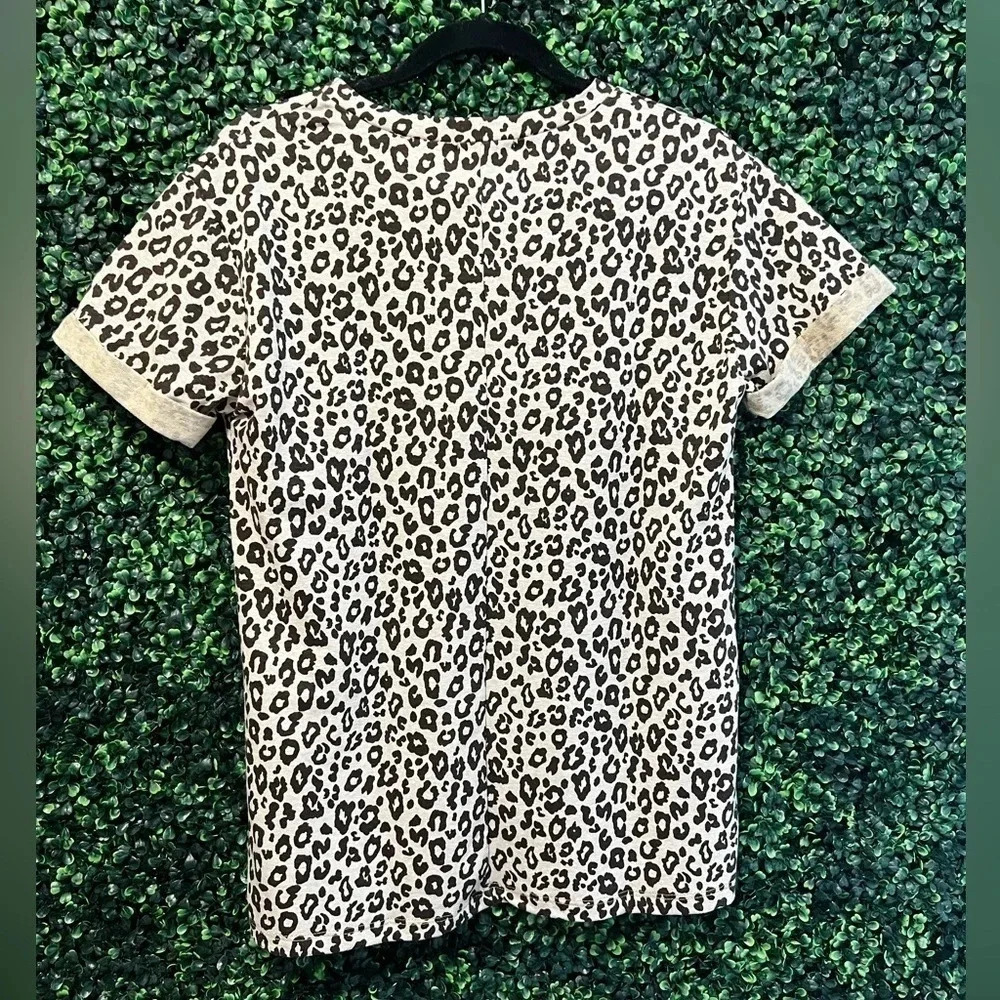 Made you look top leopard - small new. - Picture 2 of 5